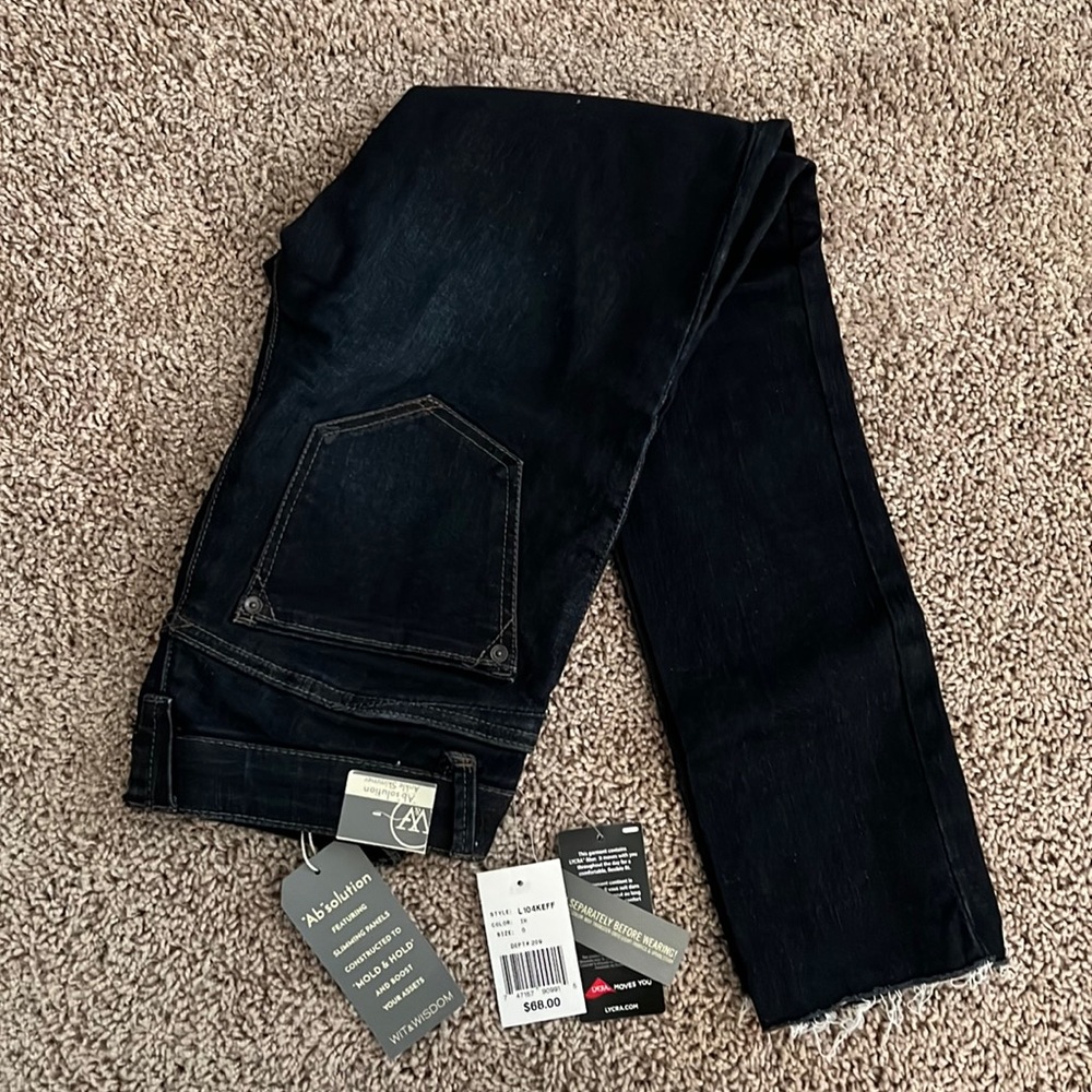 NWT Wit & Wisdom raw hem skinny jeans
